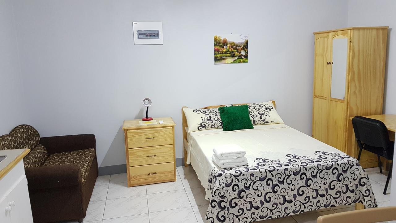 Sunburst Apartment Arnos Vale Exterior foto